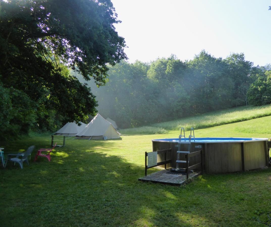 Belair Le Camping Hotell Champagnac-de-Bélair Exteriör bild